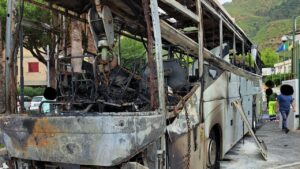 bus-turistico-pozzuoli