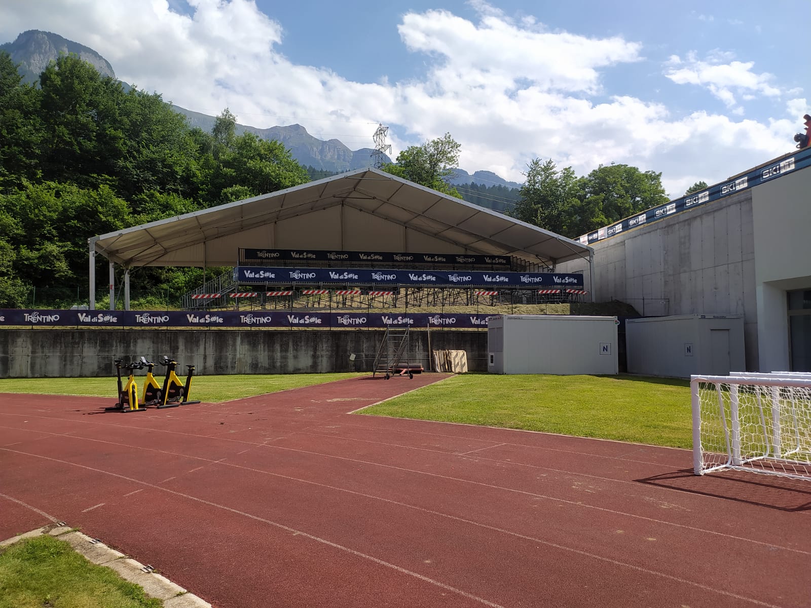 La tribuna Coperta Sud PH NIcer Trento