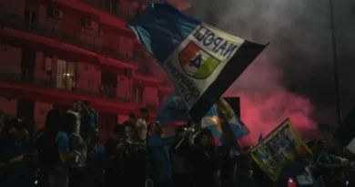 Napoli esplode di gioia, la festa Scudetto dura fino all’alba