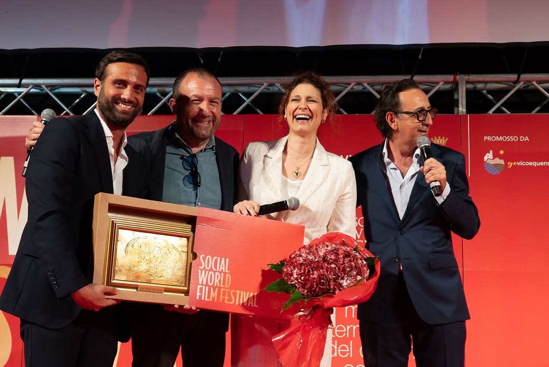 Giovanni Esposito esordio alla regia