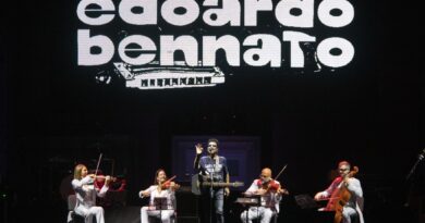 Oltre 7.000 spettatori e sold out di Edoardo Bennato: si chiude con successo la IX edizione di ” Un’Estate da RE “