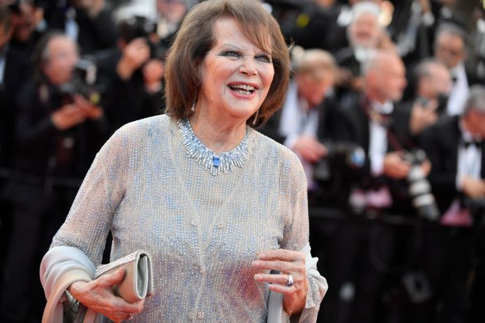 Claudia-Cardinale-1-696x464