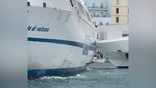 incidente traghetti capri