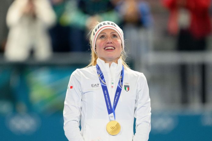 Lollobrigida-Oro-696x464