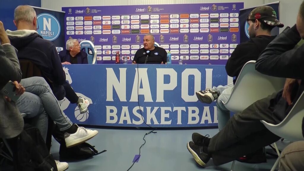 BASKET NAPOLICOACH REPESA