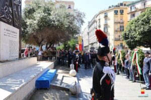 Comune-di-Napoli-696x464