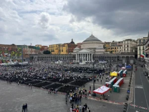 Piazza-Plebiscito-Napoli