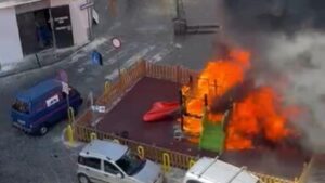 incendio giostre napoli
