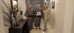 Tokuji_Suehiro_con_Angelo_Coviello_e_Anna_Ceppaluni