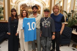 Carolina Fanelli, Lina Sastri, Erasmo Genzini, Ivan Granatino e Phil Mer (pd. Alfonso Romano)