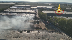 fiamme ecoballe