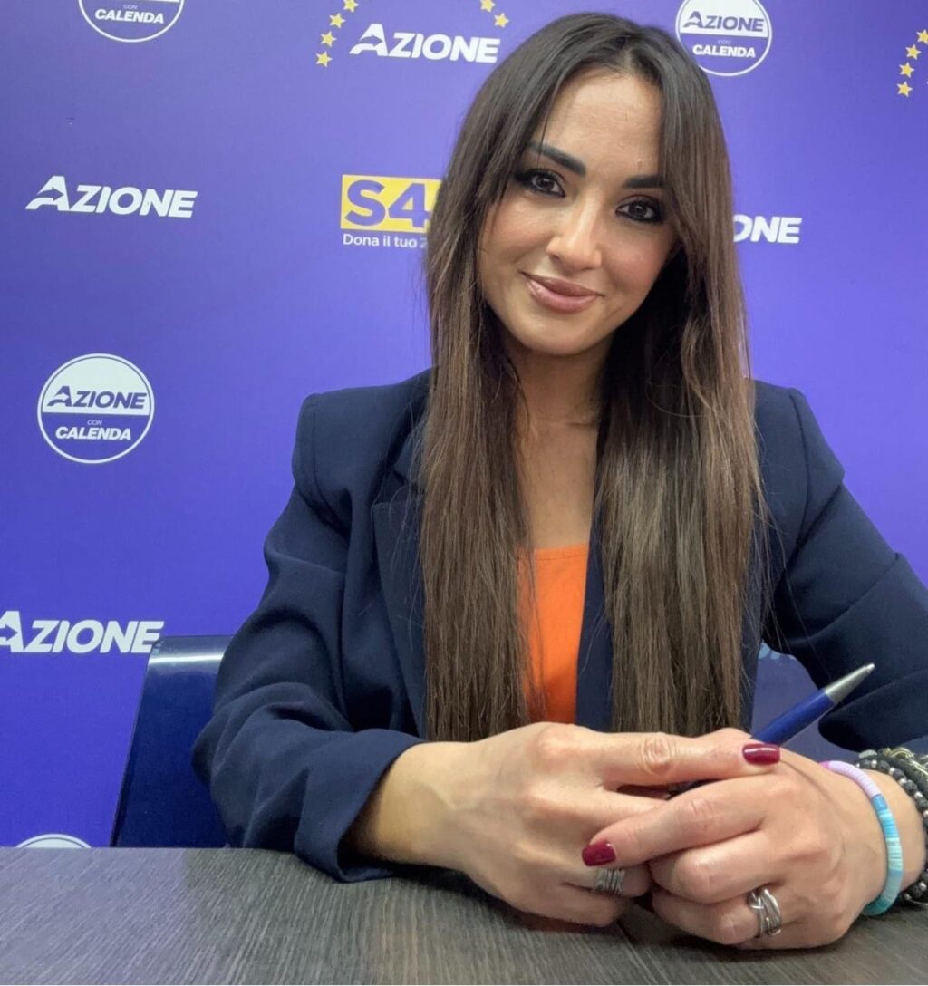 Stadio San Francesco, Azione chiede conto a De Maio: «Chi sapeva dei lavori alla tribuna, e da quando?» Zinnia: dei lavori si parlava pubblicamente prima dell’intervento delle autorità. Al sindaco la richiesta di una relazione con atti, autorizzazioni e controlli
