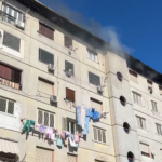 Melito, tetto di palazzina in fiamme nel rione 219: domato l’incendio, 26 famiglie sgomberate